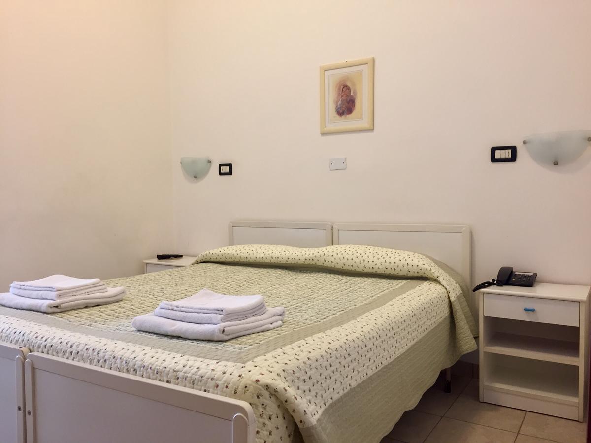 Hotel Aquila Azzurra Rimini Luaran gambar